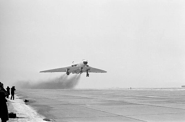 A V bomber taking off. 1963