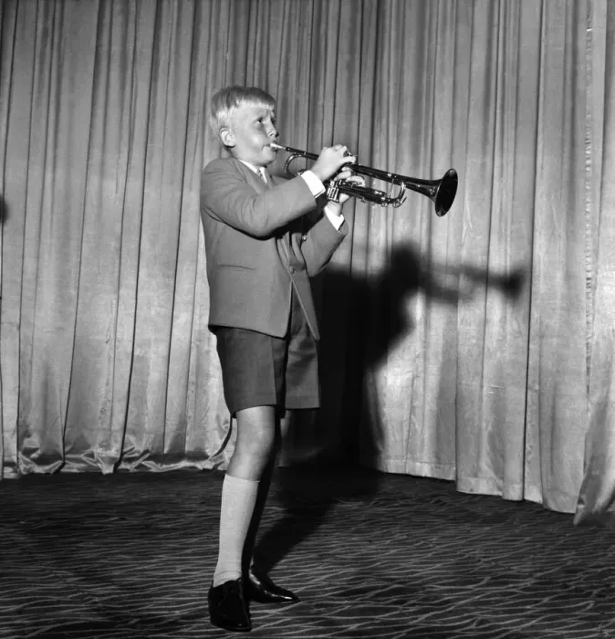 Framed Print : V. C. G. B. Luncheon: 10 years old Nigel Hopkins from Bournemouth entertained Framed Print : V. C. G. B. Luncheon: 10 years old Nigel Hopkins from Bournemouth entertained