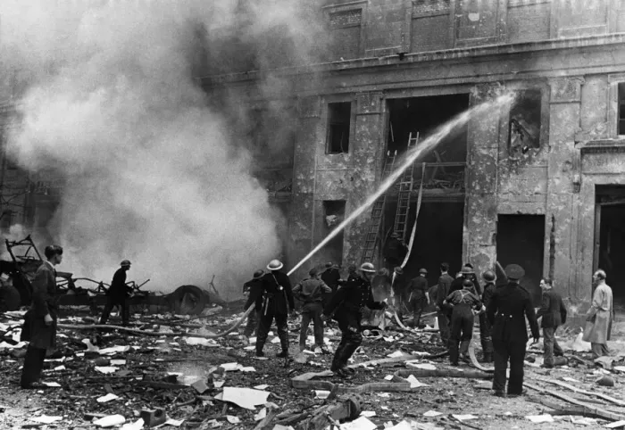 Framed Print : V1 flying bomb attack, Aldwych, London, 30th June 1944. One of the deadliest Framed Print : V1 flying bomb attack, Aldwych, London, 30th June 1944. One of the deadliest