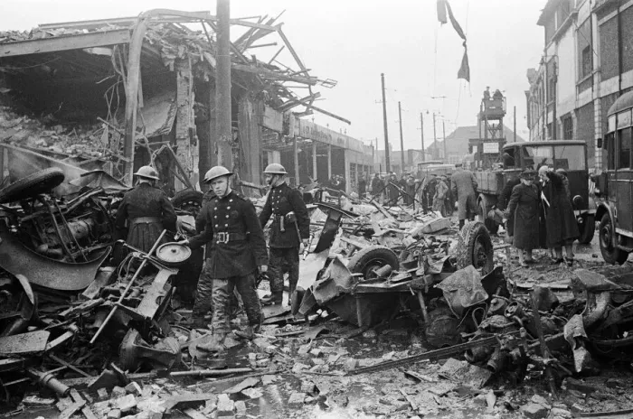 Framed Print : V2 Rocket incident at a N. F.s workshop, Ilford. 8th February 1945 Framed Print : V2 Rocket incident at a N. F.s workshop, Ilford. 8th February 1945
