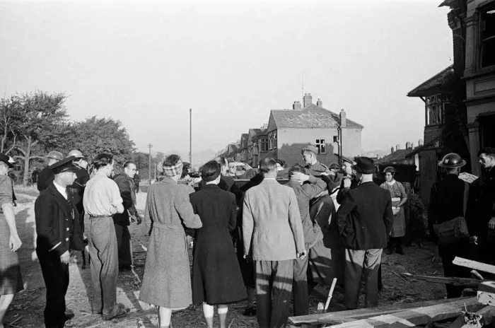 Framed Print : V2 Rocket incident at Tewkesbury Terrace, Bounds Green Road, Southgate Framed Print : V2 Rocket incident at Tewkesbury Terrace, Bounds Green Road, Southgate