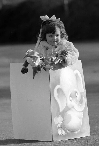 Valentines Day Card Children Feb 1975 Joanne Valentine 3 holding flowers looking
