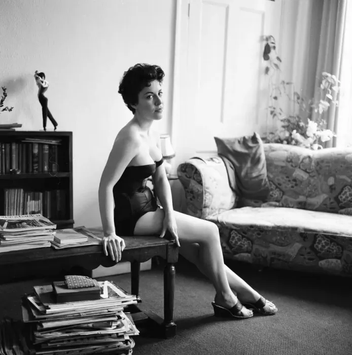 Framed Print : Valerie Gaunt, British actress, will be starring in her first film Framed Print : Valerie Gaunt, British actress, will be starring in her first film