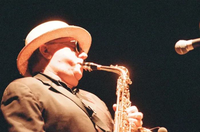 Framed Print : Van Morrison in concert at St Davids Hall, Cardiff, Wales, Friday 1st September 1995 Framed Print : Van Morrison in concert at St Davids Hall, Cardiff, Wales, Friday 1st September 1995