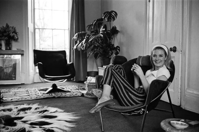 Framed Print : Vanessa Redgrave photographed for a Donald Zec feature. 2nd May 1966 Framed Print : Vanessa Redgrave photographed for a Donald Zec feature. 2nd May 1966