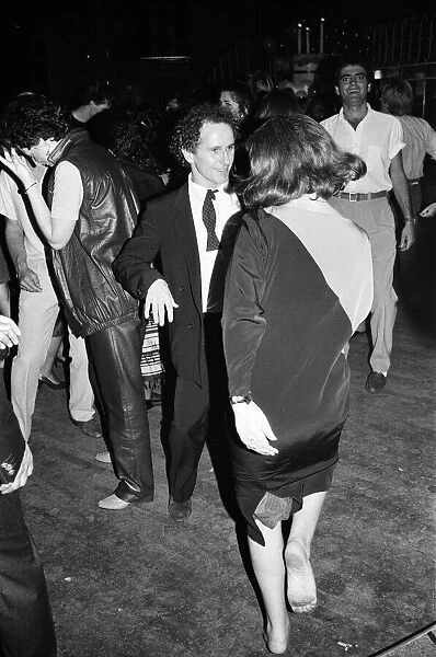Various VIPs including Wayne Sleep at the Embassy Club. September 1983