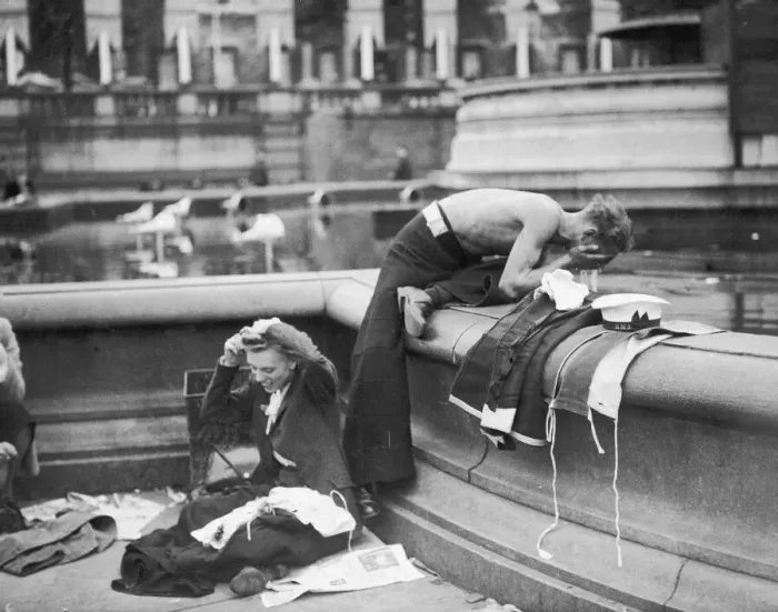 Framed Print : VE Day - 08th May 1945 These young women and a sailor appear to have slept out in Framed Print : VE Day - 08th May 1945 These young women and a sailor appear to have slept out in