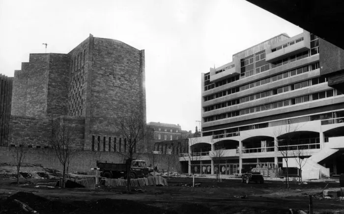 Framed Print : The De Vere Hotel, which is nearing completion, overlooked by Conventry Cathedral Framed Print : The De Vere Hotel, which is nearing completion, overlooked by Conventry Cathedral