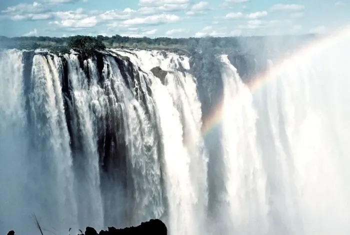 Framed Print : Victoria Falls on the Zambezi River in Zambia, Africa