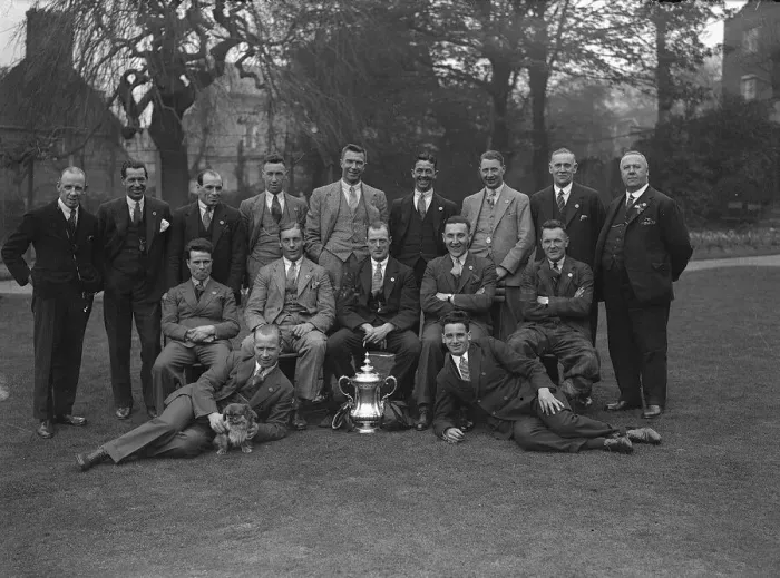 Framed Print : The victorious FA Cup winning Bolton Wanderers team of 1926 pose in their suits with Framed Print : The victorious FA Cup winning Bolton Wanderers team of 1926 pose in their suits with