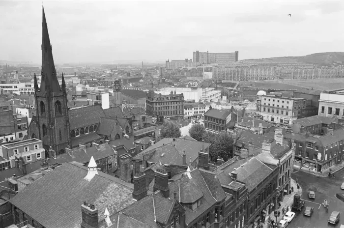 Framed Print : View of Park Hill flats, Sheffield, taken from the Town Hall. 21st August 1967