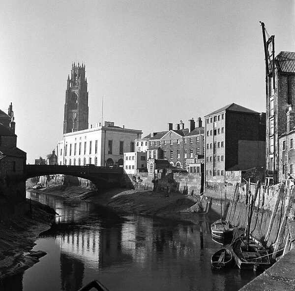 View of Town Bridge and St Botolphs Church in Boston, Lincolnshire. 2nd April 1953