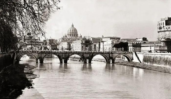 Framed Print : Views Itay Rome Tiber River In background, St. Peters Basilica at the Vatican Framed Print : Views Itay Rome Tiber River In background, St. Peters Basilica at the Vatican