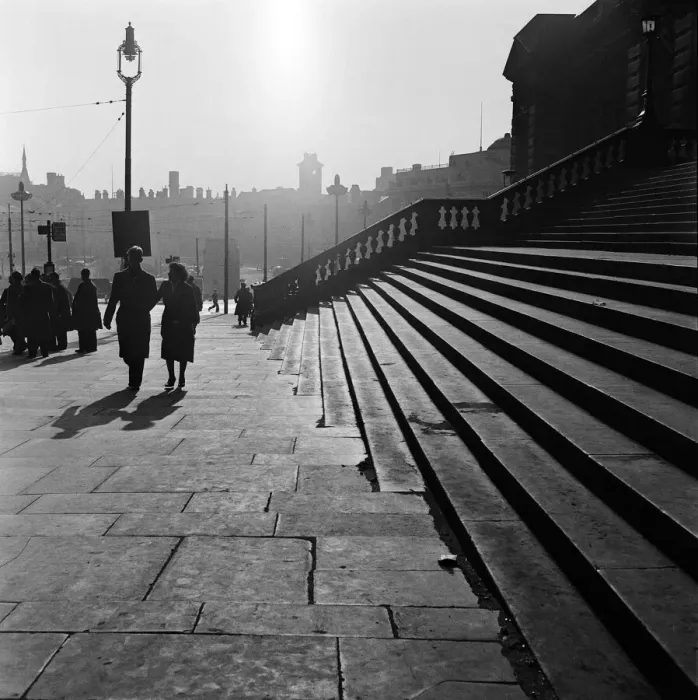 Framed Print : Views of Liverpool, Merseyside, 13th May 1954. Life in the Mirror Series. 09 / 03 / 2010 Framed Print : Views of Liverpool, Merseyside, 13th May 1954. Life in the Mirror Series. 09 / 03 / 2010