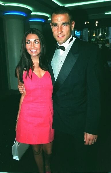 Vinnie and Tanya Jones attending the film August 1998 premiere of Casablanca