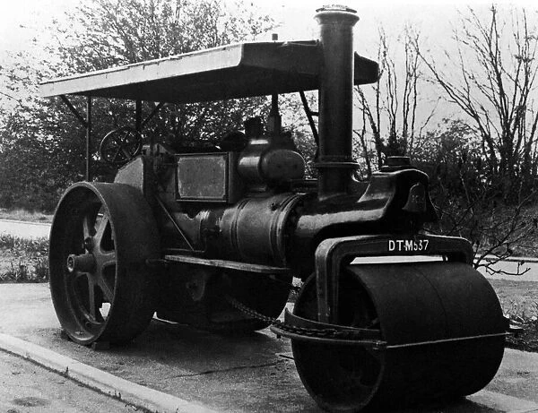 A vintage Aveling and Banford steam roller on 6th July 1976