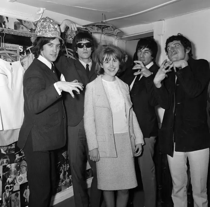 Framed Print : Virginia Campbell meets British rock group The Kinks at a dress shop in Kennington Framed Print : Virginia Campbell meets British rock group The Kinks at a dress shop in Kennington