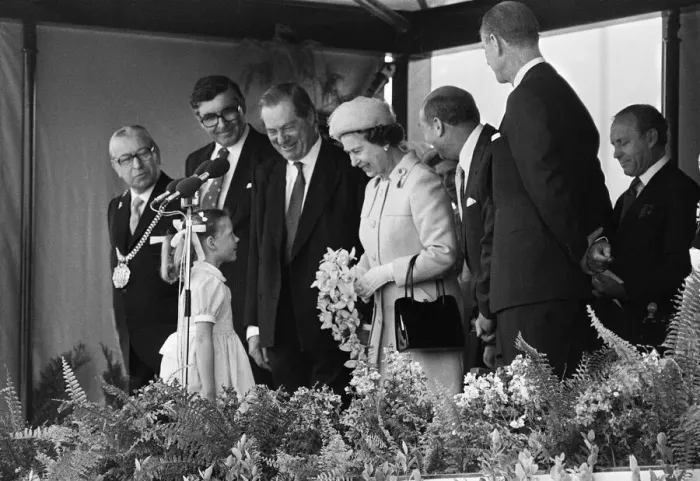Framed Print : The visit to Liverpool of Her Majesty Queen Elizabeth II and Prince Philip