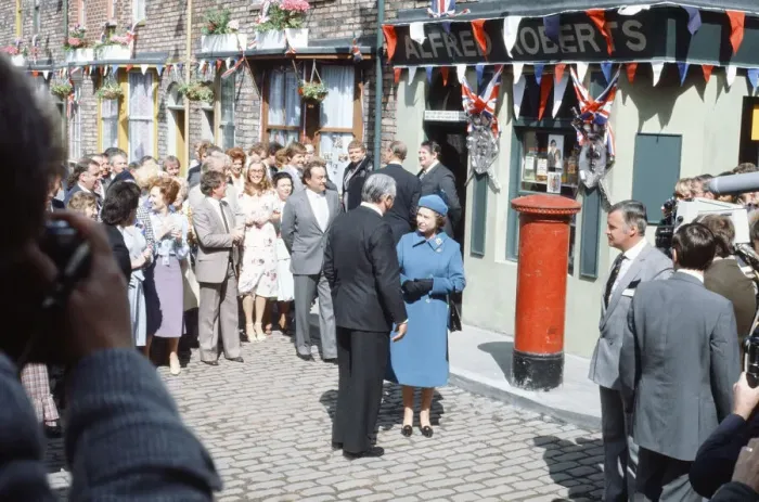 Framed Print : Visit by her Majesty Queen Elizabeth II and her husband Prince Philip, Duke of Edinburgh