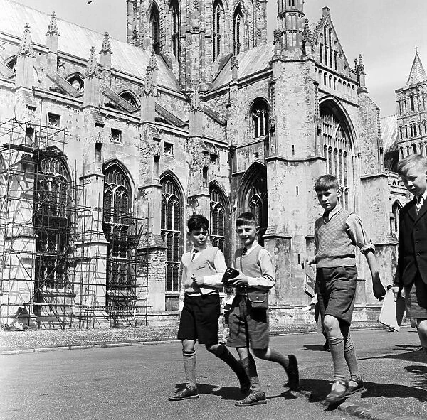Visitors to Canterbury Catherdral, Kent. 2nd June 1954
