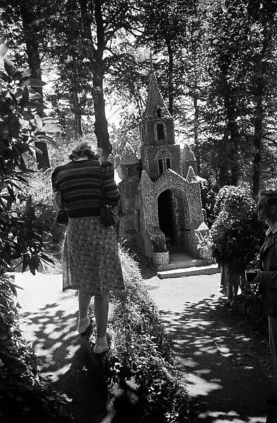 Visitors to The Little Chapel, Les Vauxbelets, St Andrews, Guernsey