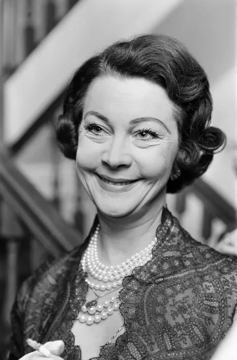 Framed Print : Vivien Leigh, stage and film actress, 3rd February 1965 Framed Print : Vivien Leigh, stage and film actress, 3rd February 1965