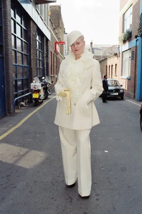 Framed Print : Vivienne Westwood, pictured outside her London office. 12th June 1992 Framed Print : Vivienne Westwood, pictured outside her London office. 12th June 1992