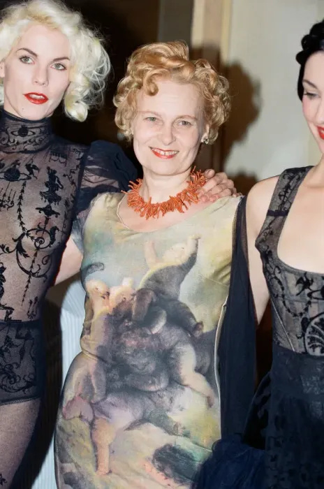 Framed Print : Vivienne Westwood at a showing of her fashion collection at Tall Orders, Soho, London Framed Print : Vivienne Westwood at a showing of her fashion collection at Tall Orders, Soho, London