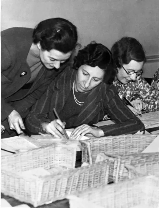 Framed Print : Voluntary workers at the Food Control Centre, Newcastle. 14th October 1939 Framed Print : Voluntary workers at the Food Control Centre, Newcastle. 14th October 1939