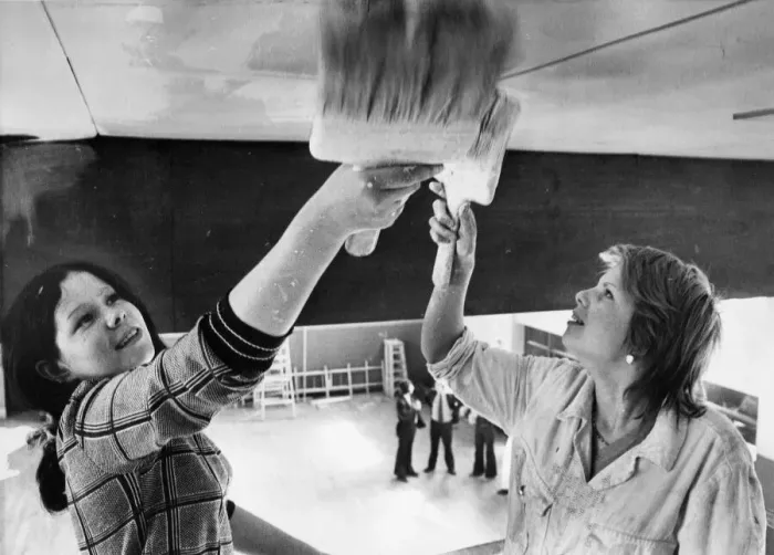 Framed Print : Volunteers paint the ceiling at the East End Boys club at Dock Street, North Shields Framed Print : Volunteers paint the ceiling at the East End Boys club at Dock Street, North Shields