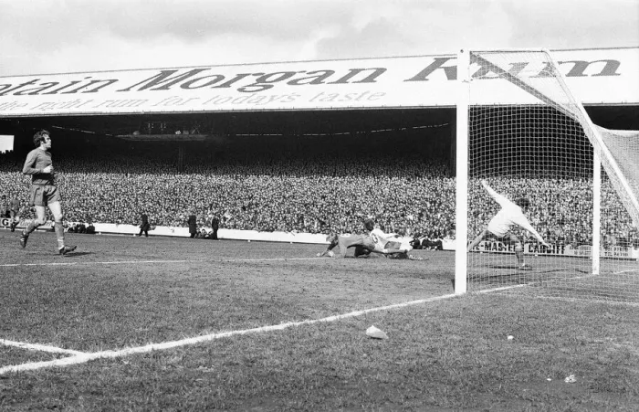 Framed Print : Wales 1-1 England, Home International Championship, Ninian Park, Sloper Road, Cardiff Framed Print : Wales 1-1 England, Home International Championship, Ninian Park, Sloper Road, Cardiff