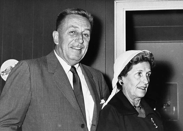 Walt Disney and his wife arrive at Southampton in Linder United States
