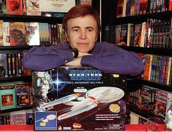 Walter Koenig who plays Pavel Chekov in Star Trek visits Forbbiden Planet bookshop in