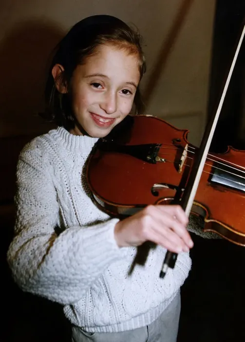 Framed Print : Walton Sextuplets Sarah Walton on the violin dbase Framed Print : Walton Sextuplets Sarah Walton on the violin dbase