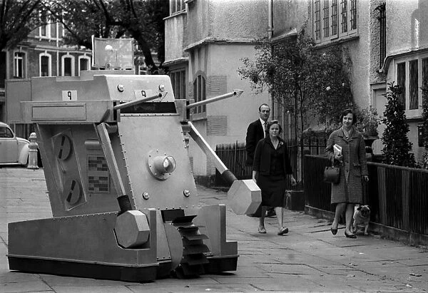 War Machines used by intelligent computer, WOTAN, in Doctor Who BBC TV Series