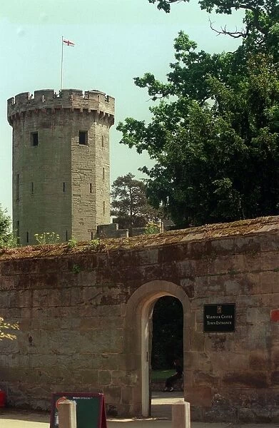 Warwick Castle Town Entrance