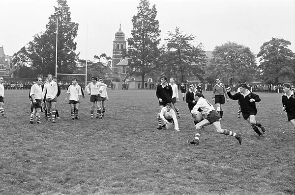 Warwick v London Wasps, Rugby Union match at Rugby School, Rugby, Warwickshire