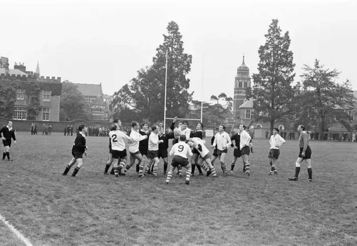 Framed Print : Warwick v London Wasps, Rugby Union match at Rugby School, Rugby, Warwickshire Framed Print : Warwick v London Wasps, Rugby Union match at Rugby School, Rugby, Warwickshire