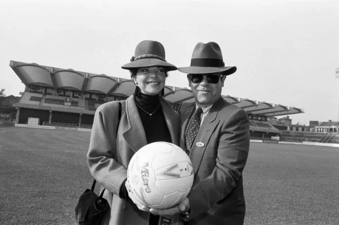 Framed Print : Watford FC Chairman Elton John and his wife Renate at Vicarage Road