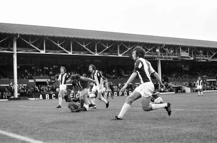 Framed Print : WBA 0-0 Birmingham City, Texaco Cup Group Stage match at The Hawthorns