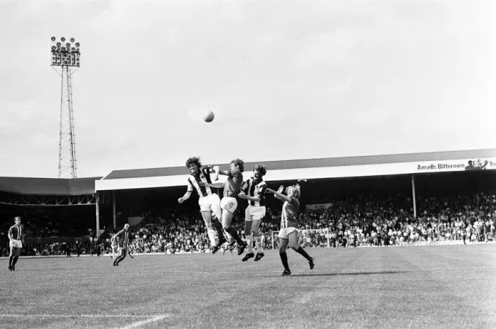 Framed Print : WBA 0-0 Birmingham City, Texaco Cup Group Stage match at The Hawthorns