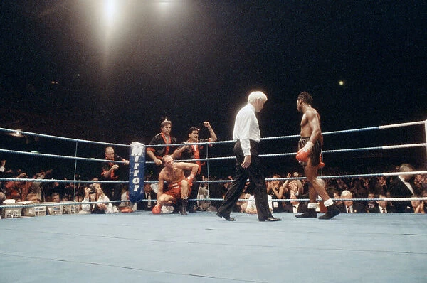 WBC super-middleweight title, Nigel Benn vs Lou Gent. Earls Court Exhibition