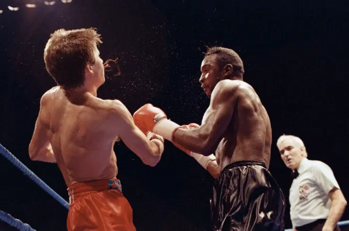Framed Print : WBC super-middleweight title, Nigel Benn vs Nicky Piper