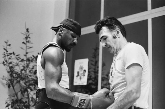 Framed Print : WBC and WBA world champion Marvin Hagler training for his sixth defence of his world Framed Print : WBC and WBA world champion Marvin Hagler training for his sixth defence of his world