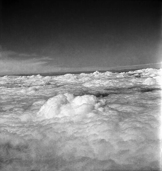 Weather: Cloud Scenes over England. O19461-001
