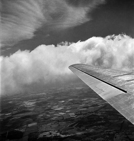 Weather: Cloud Scenes over England. O19461-008