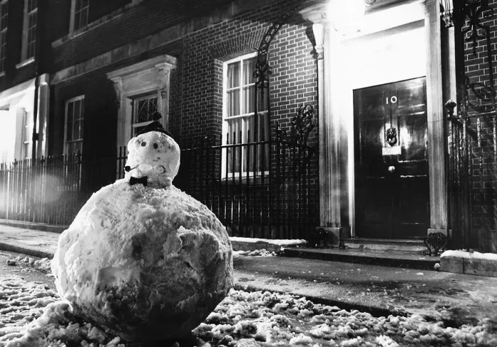 Framed Print : weather cold snowman is made outside 10 Downing Street Framed Print : weather cold snowman is made outside 10 Downing Street