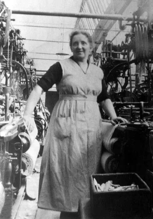 Framed Print : Weaver at the Albion towel works in Bolton, Greater Manchester, Circa 1930 Framed Print : Weaver at the Albion towel works in Bolton, Greater Manchester, Circa 1930