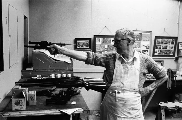 Framed Print : Webley & Scott, gun makers in Birmingham, West Midlands Framed Print : Webley & Scott, gun makers in Birmingham, West Midlands