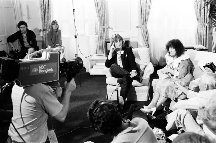Framed Print : Wedding day of Prince Charles & Lady Diana Spencer, 29th July 1981 Framed Print : Wedding day of Prince Charles & Lady Diana Spencer, 29th July 1981